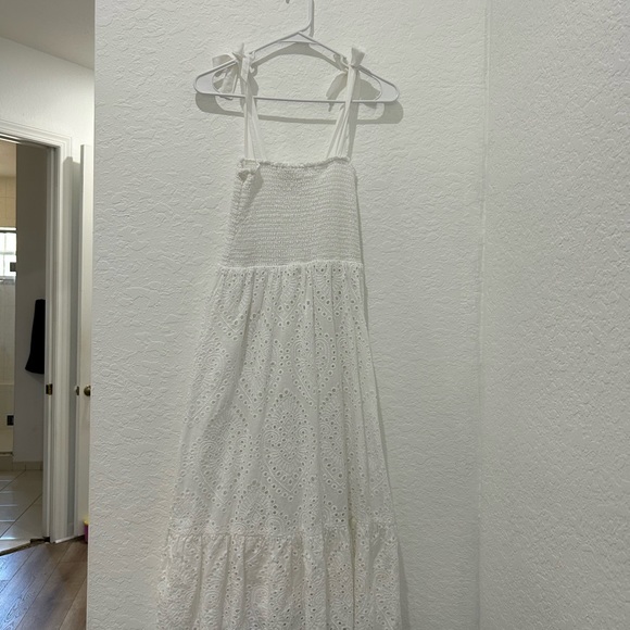 EVERLY • White Tie Up Eyelet Dress • size S - Picture 3 of 10
